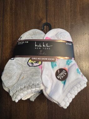 Nicole Miller New York Girls No Show Socks 20 Pair Pack Shoe Size 7-10 NIP